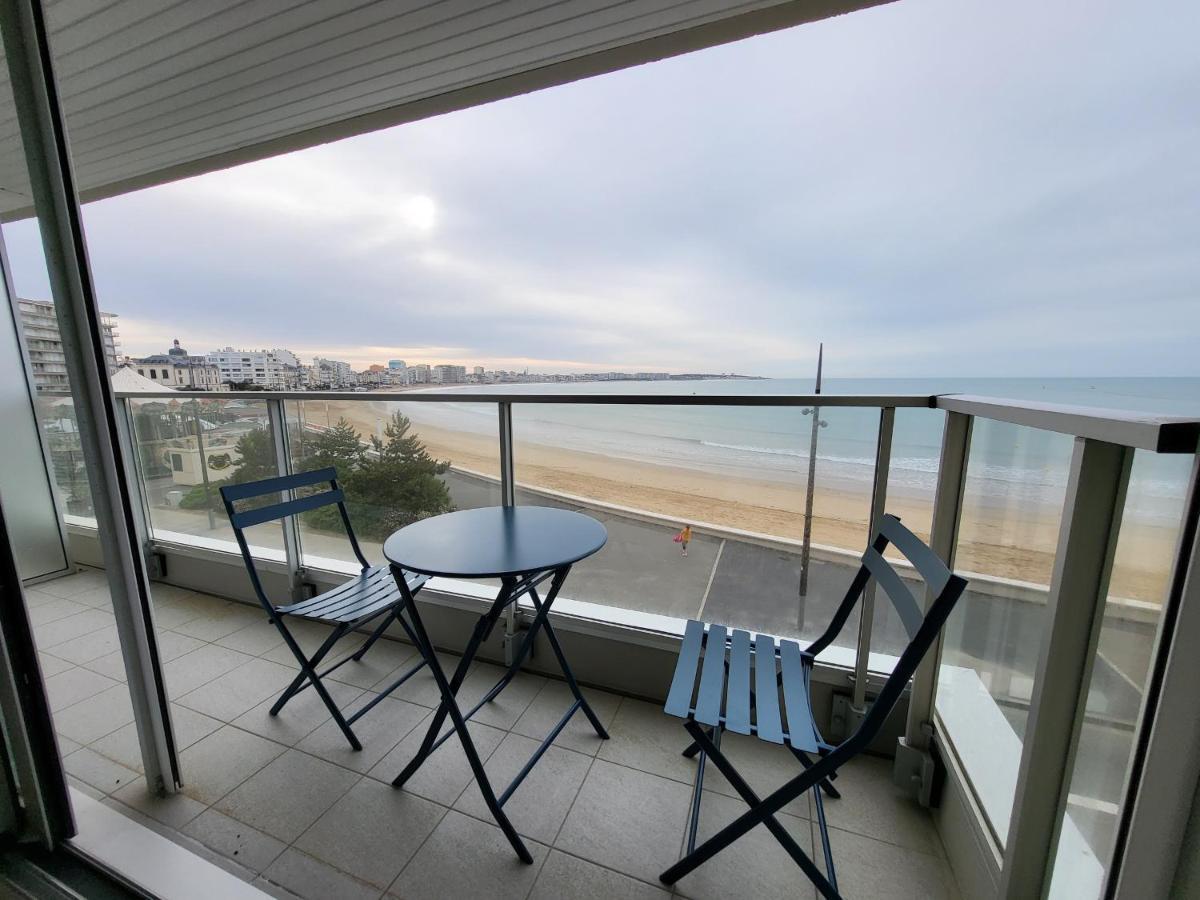 Appartement T2 Face Plage Avec Balcon, Cuisine Equipee Et Tv - Fr-1-92-908 เลส์ซาบล์-โดล็อนน์ ภายนอก รูปภาพ